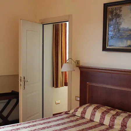 La Dolce Hotel