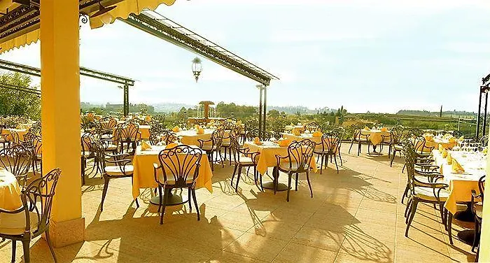 La Dolce Hotel 3*