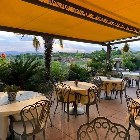La Dolce Hotel 3*