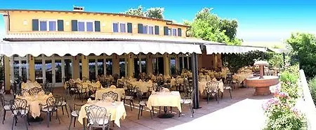 La Dolce 3*